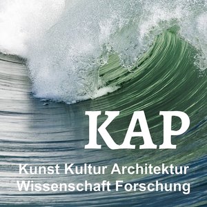 Karin beim Podcast KAP